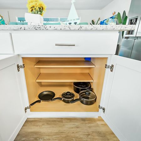 Ixora16 Heated Pool, Mins To Beach, Airport, Usssa, Cruise Port, 1H To Disney Melbourne Exterior foto